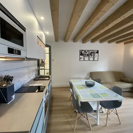 Maison Fouras, 3 Pieces, 5 Personnes - Fr-1-709-13